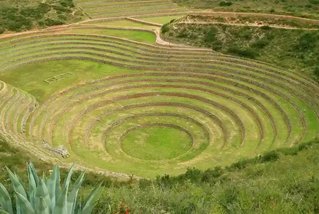 Exclusive Private Tour: Maras Salt Mines, Moray & Chinchero Textiles